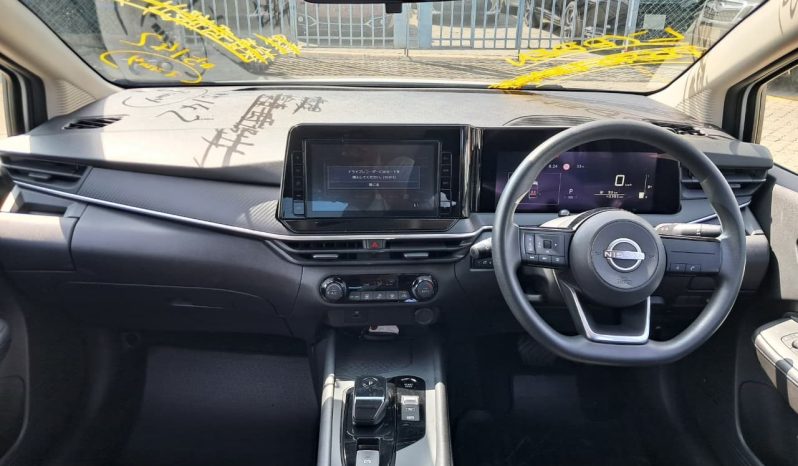 
								Nissan Note E-Power full									