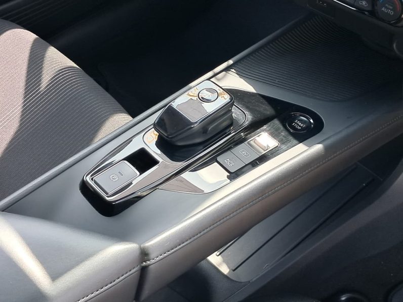 
								Nissan Note E-Power full									