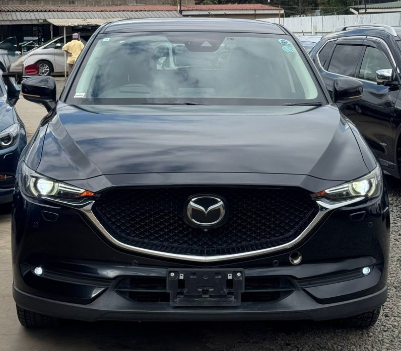 
								Mazda CX-5 full									