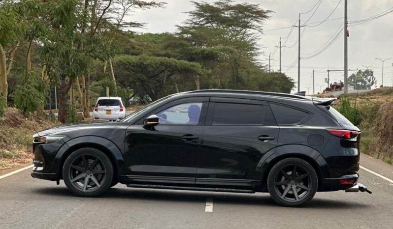 
								Mazda CX-8 full									