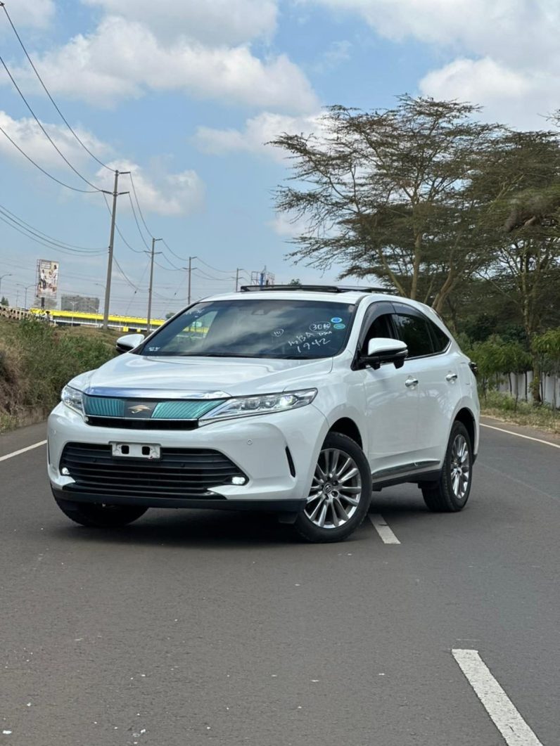 
								Toyota Harrier full									