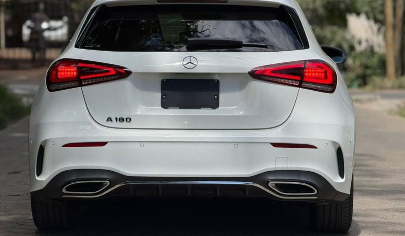 
								Mercedesbenz A180 full									