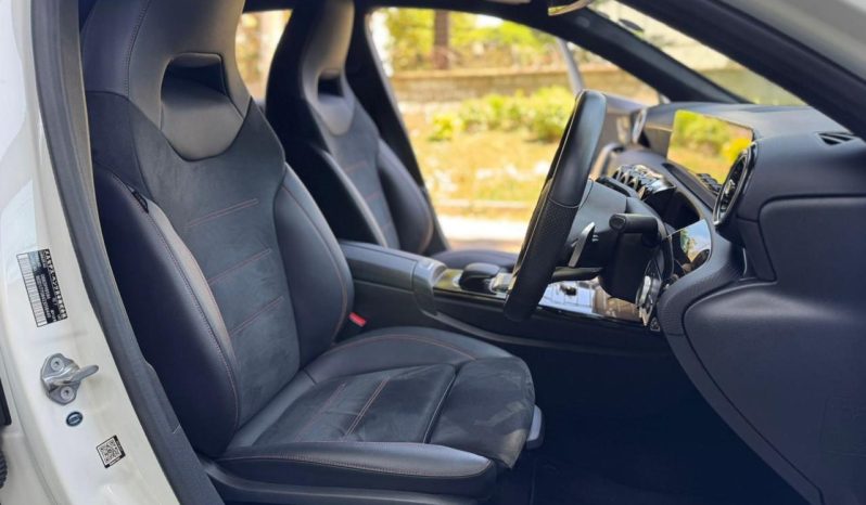 
								Mercedesbenz A180 full									