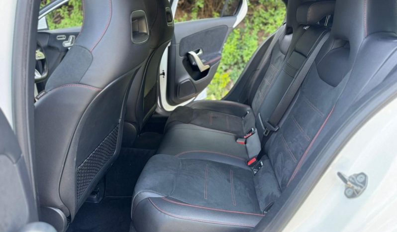 
								Mercedesbenz A180 full									