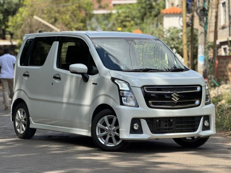 
								Suzuki Wagon R StingRay full									