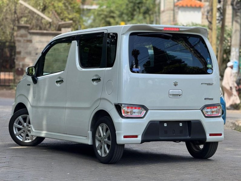 
								Suzuki Wagon R StingRay full									