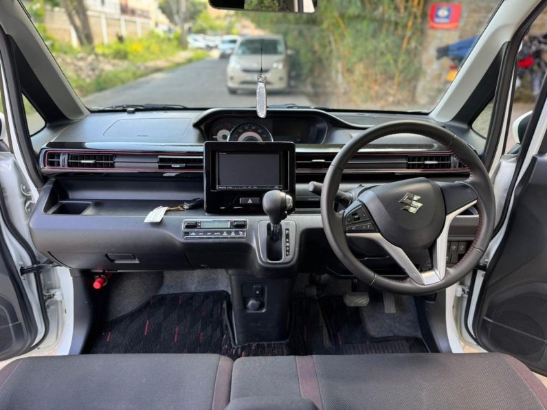 
								Suzuki Wagon R StingRay full									