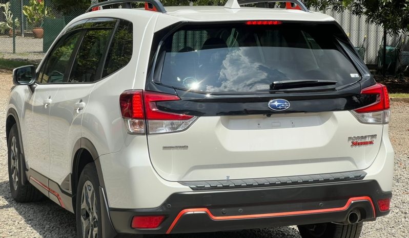 
								Subaru Forester X-Break full									