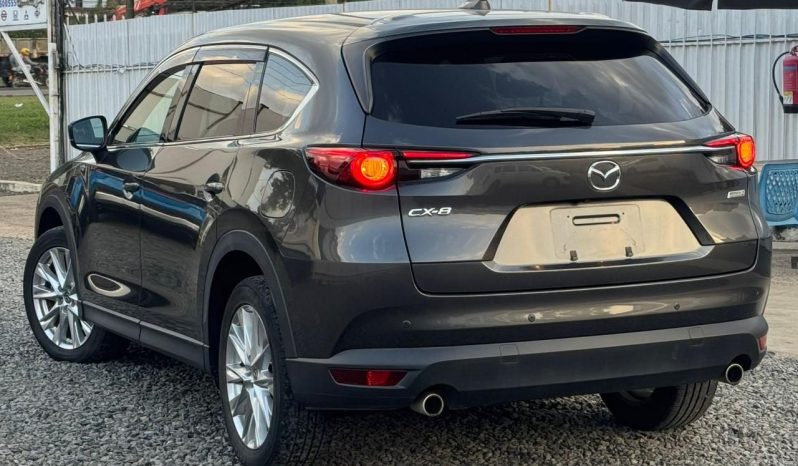 
								Mazda CX-8 full									