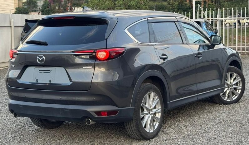 
								Mazda CX-8 full									