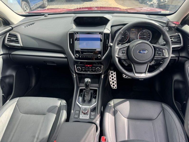 
								Subaru Forester SK-9 full									