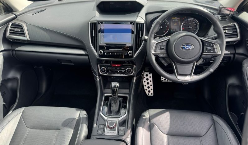 
								Subaru Forester SK-9 full									