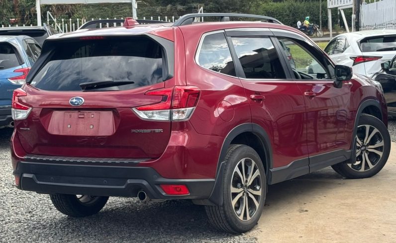 
								Subaru Forester SK-9 full									