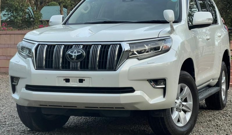
								Toyota LandCruiser Prado TXL full									