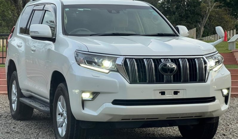 
								Toyota LandCruiser Prado TXL full									