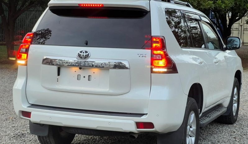 
								Toyota LandCruiser Prado TXL full									