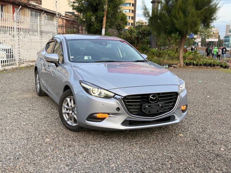 
								Mazda Axela full									