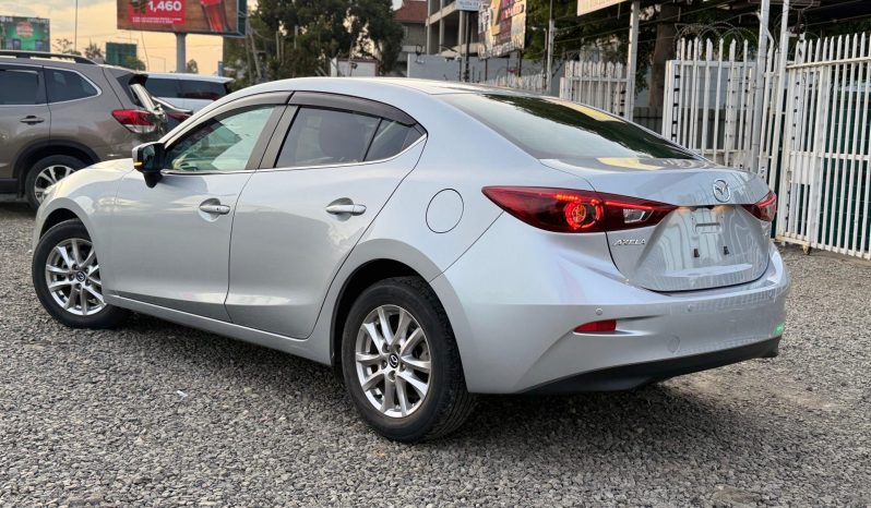 
								Mazda Axela full									