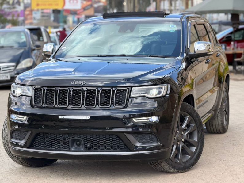 
								Jeep Grand Cherokee full									