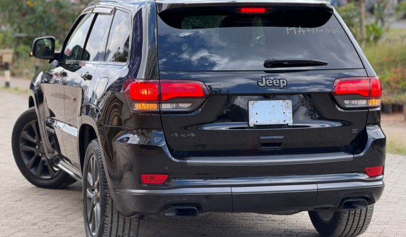 
								Jeep Grand Cherokee full									