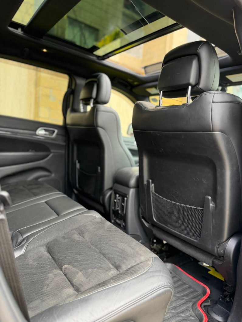 
								Jeep Grand Cherokee full									