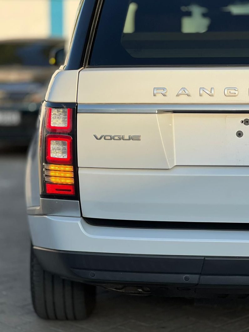 
								Range Rover Vogue full									