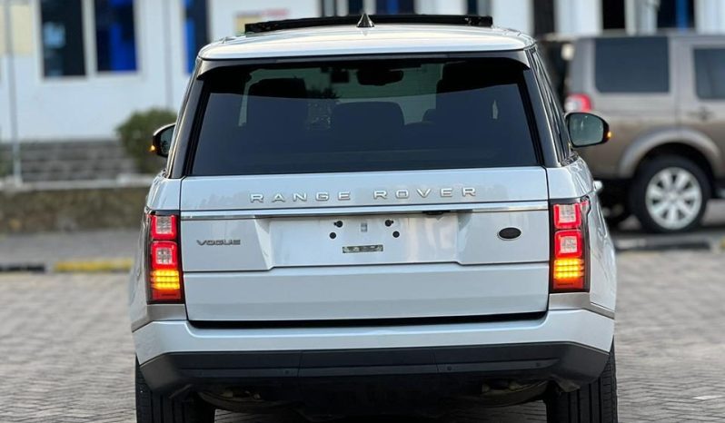 
								Range Rover Vogue full									