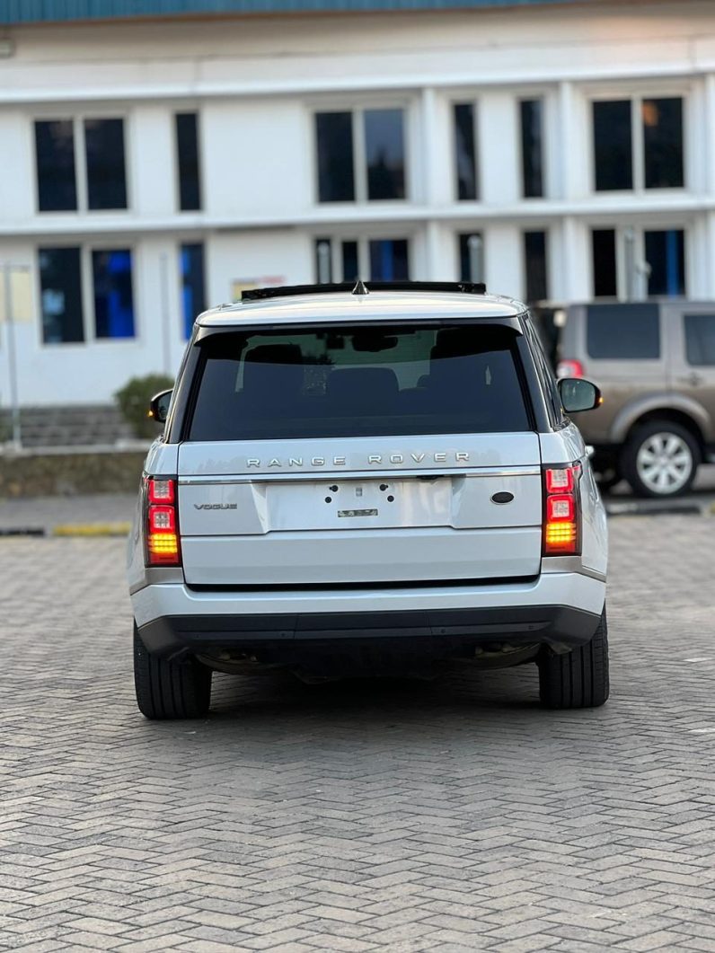 
								Range Rover Vogue full									