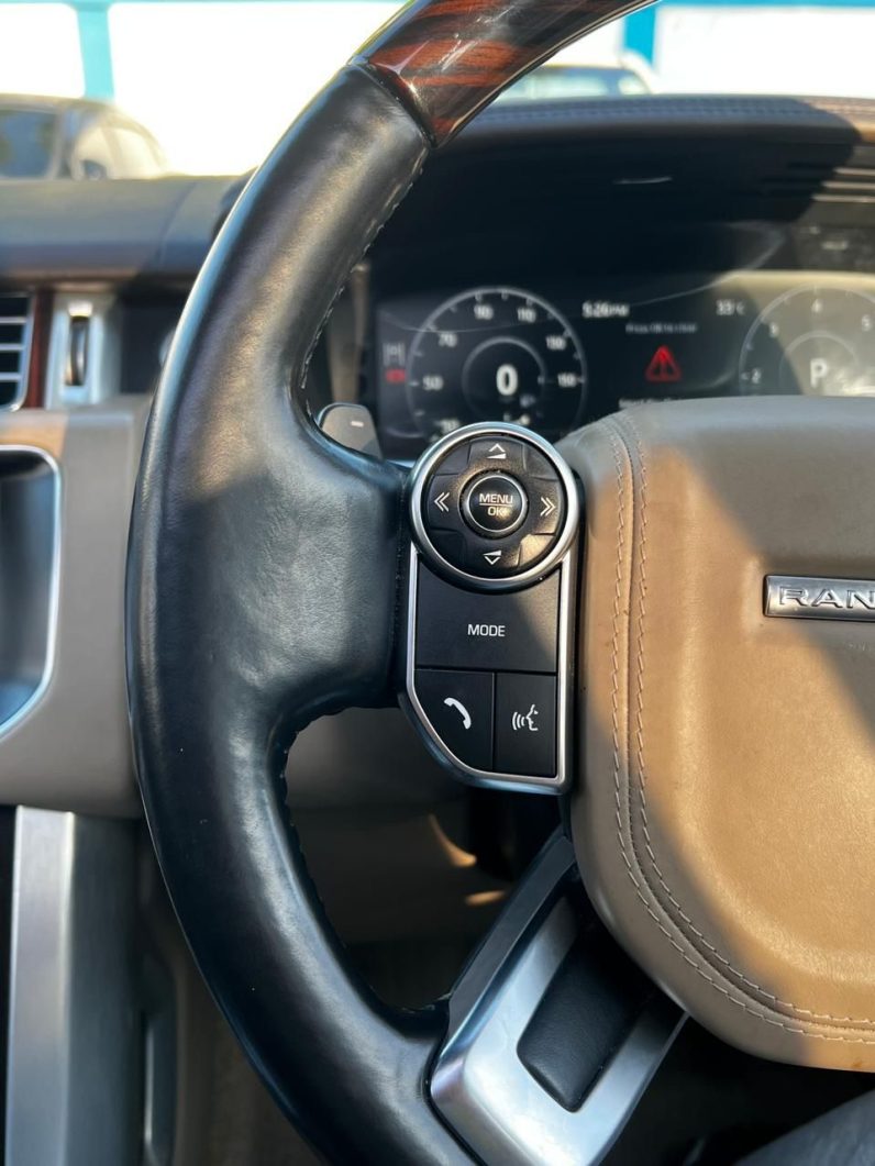 
								Range Rover Vogue full									