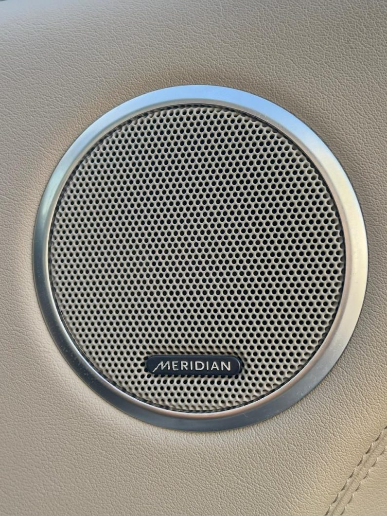 
								Range Rover Vogue full									