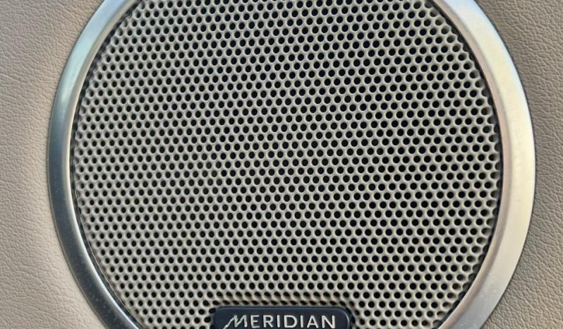 
								Range Rover Vogue full									