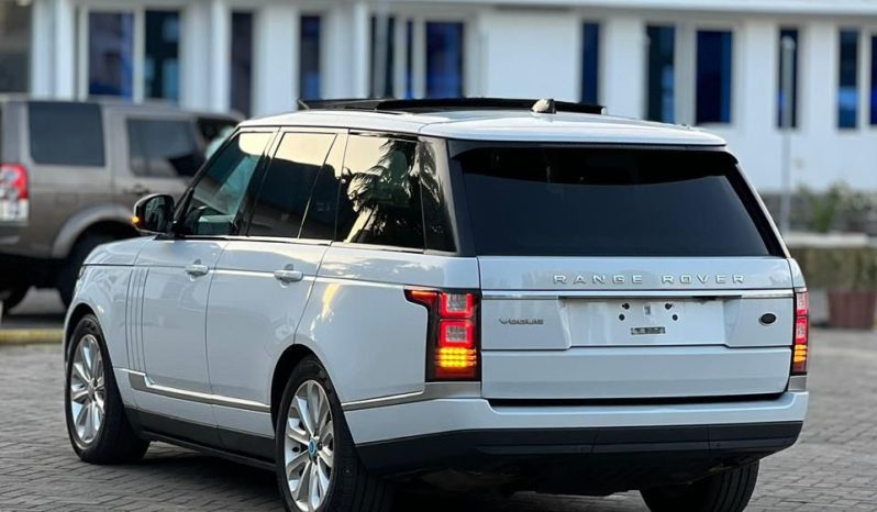 
								Range Rover Vogue full									