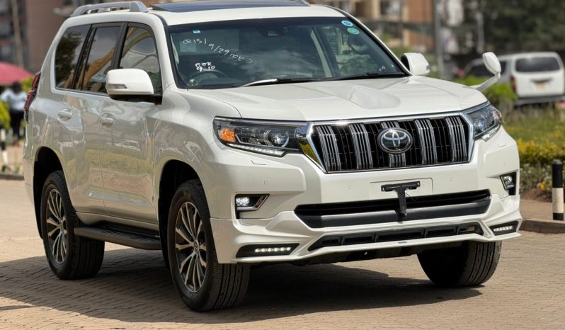 
								Toyota LandCruiser Prado TXL full									