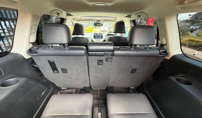 
								Toyota LandCruiser Prado TXL full									