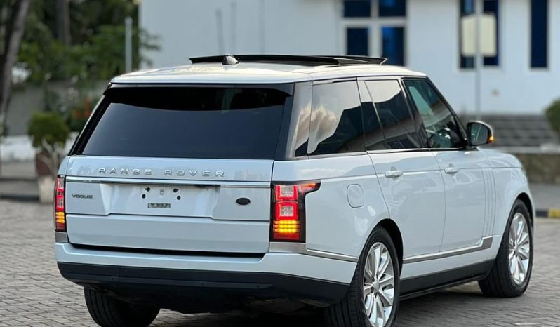 
								Range Rover Vogue full									