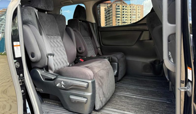 
								Toyota Vellfire full									