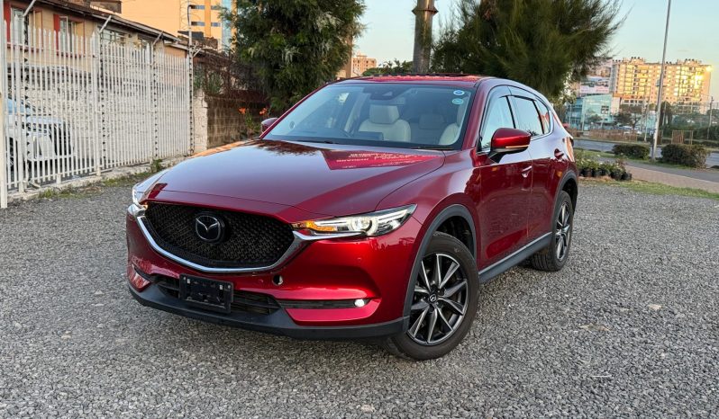 
								Mazda CX-5 full									
