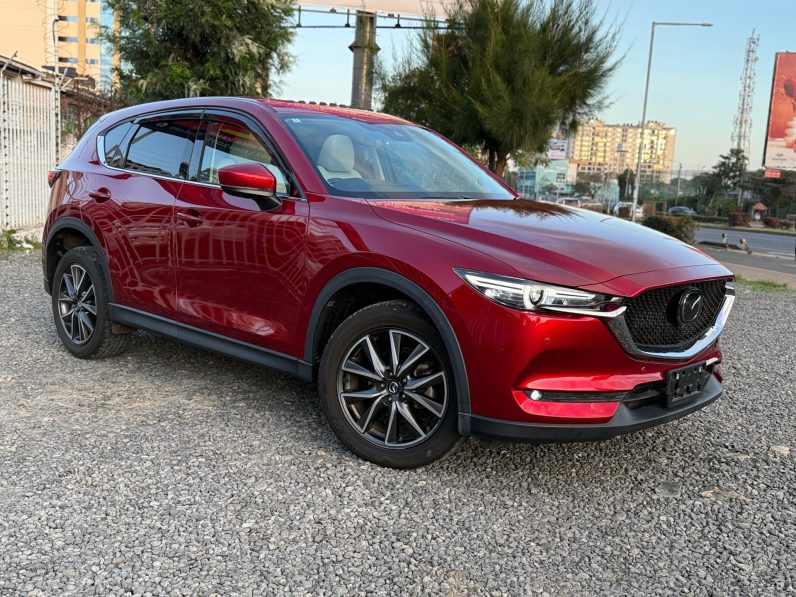 
								Mazda CX-5 full									
