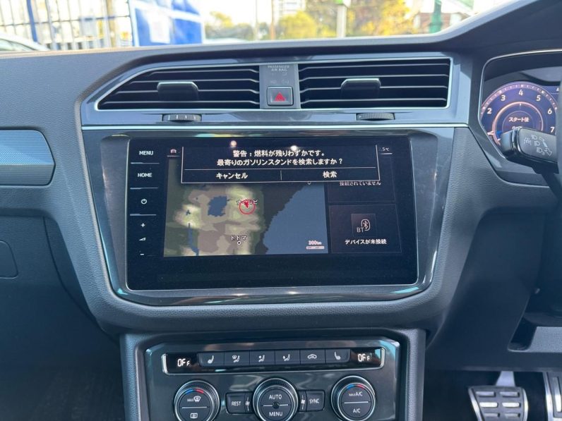 
								Volkswagen Tiguan R-Line full									