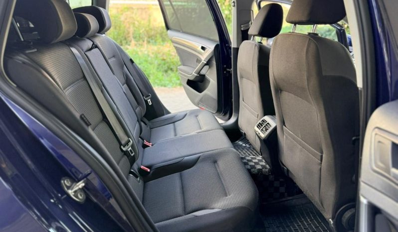 
								Volkswagen Golf TSI full									