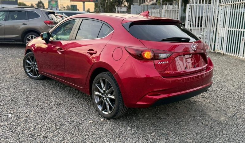 
								Mazda Axela full									