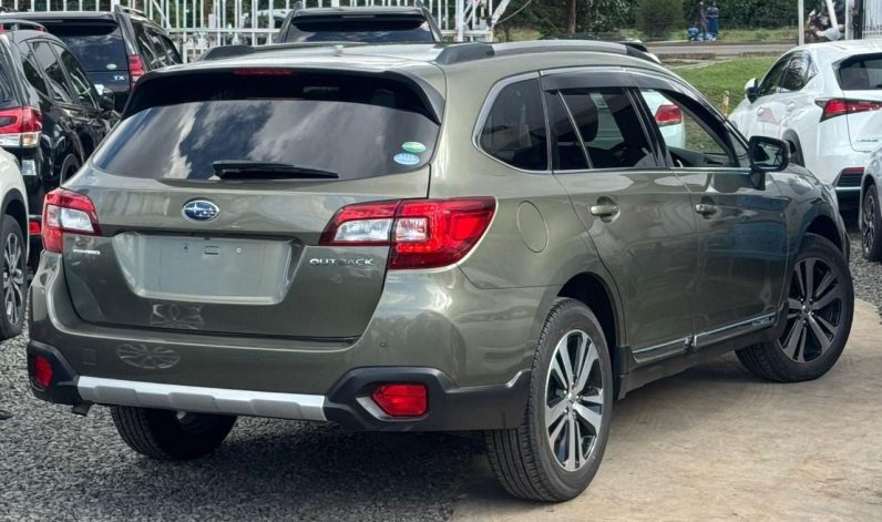 
								Subaru Outback full									