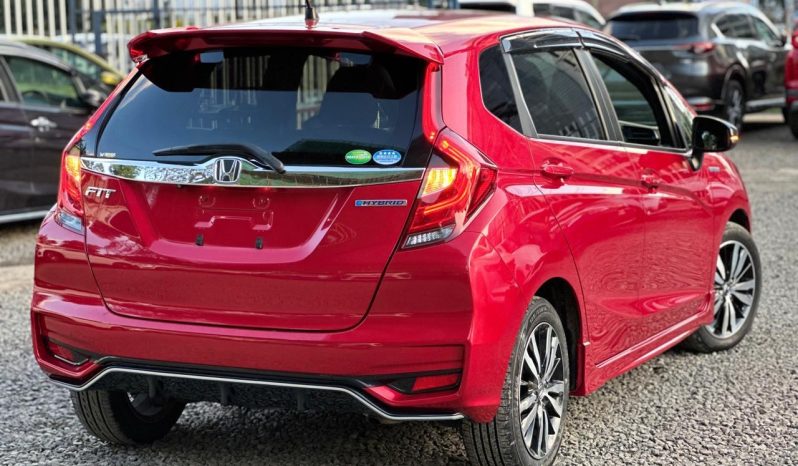 
								Honda Fit RS full									