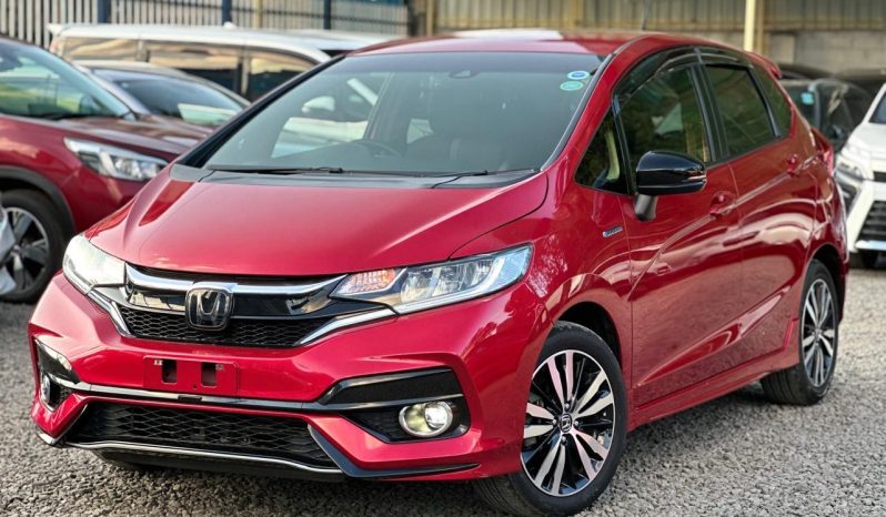 
								Honda Fit RS full									