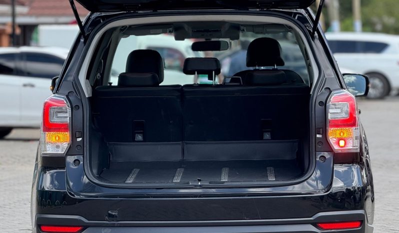 
								Subaru Forester full									