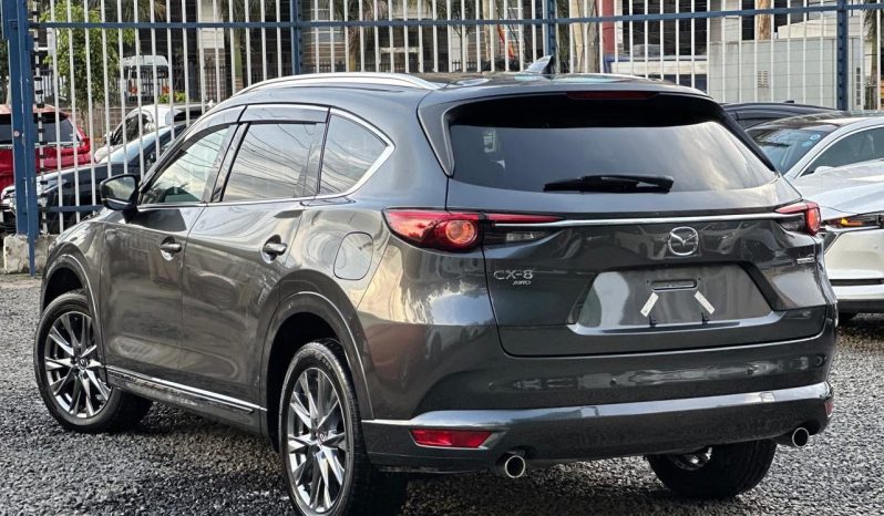 
								Mazda CX-8 full									