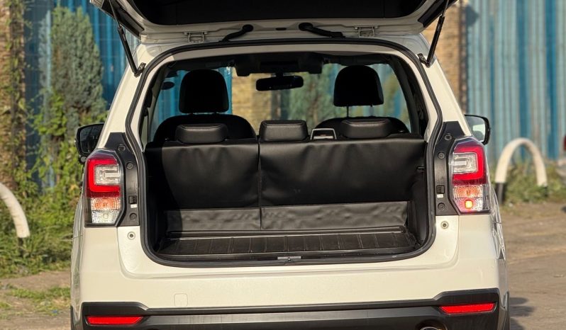 
								Subaru Forester XT full									