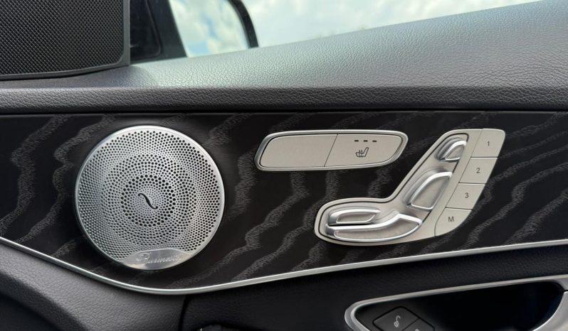 
								Mercedes Benz C200 full									