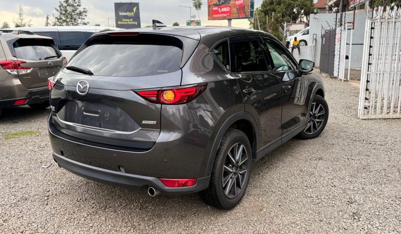 
								Mazda CX-5 full									