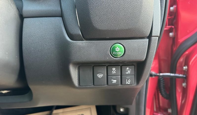 
								Honda Fit RS full									